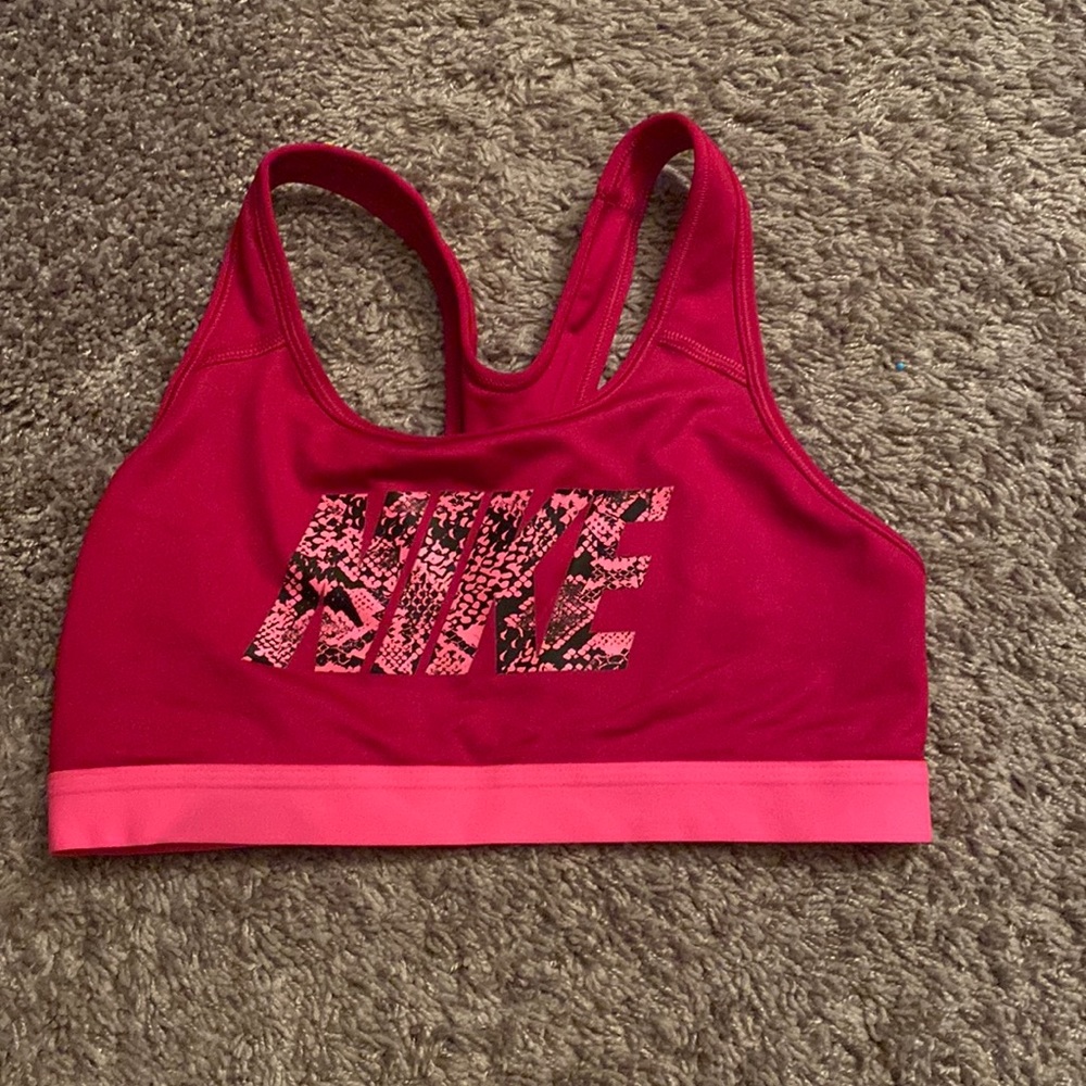 Nike sports brA